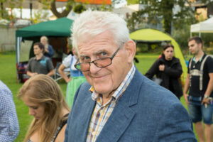 22381737525_9b3c928f0c_k